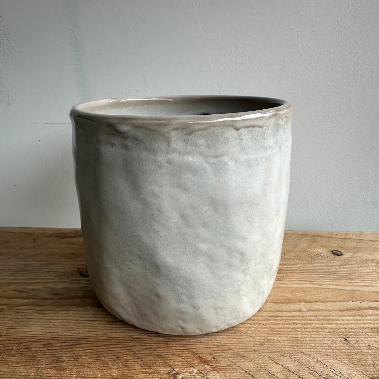 White Ron glazed pot