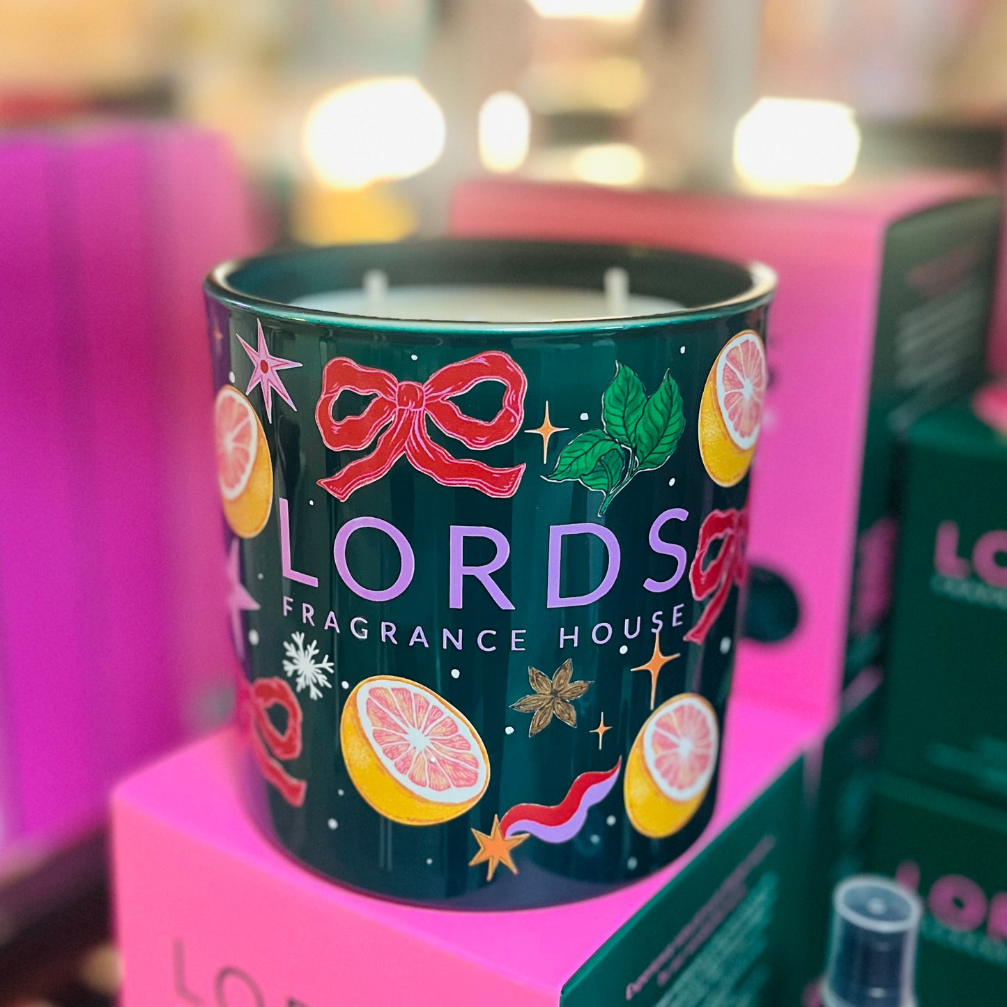 3 Wick Christmas Painted Candle - Lords Fragrance House