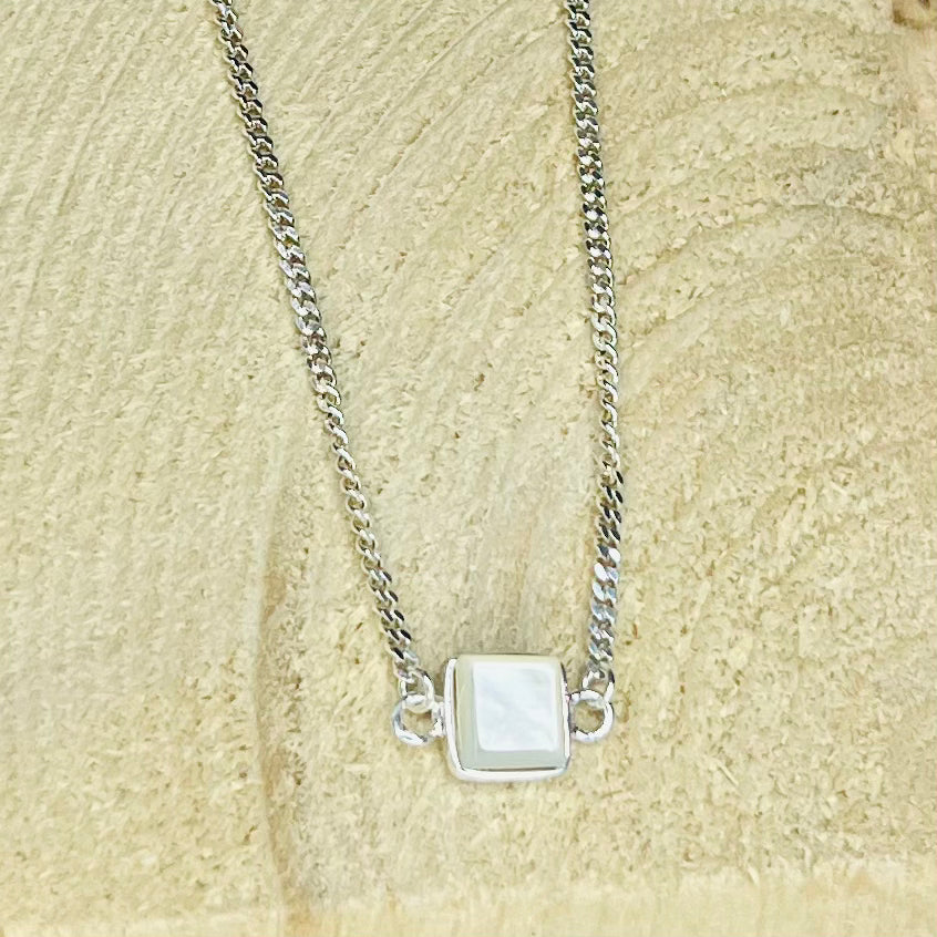 Mother Of Pearl Square Pendant Bracelet
